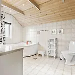 072-ringkobing-sivsangervej-11 Feriehus *
